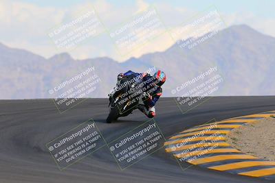 media/Oct-03-2022-Moto Forza (Mon) [[5f077a3730]]/Intermediate Group/Session 5 (Turn 12)/